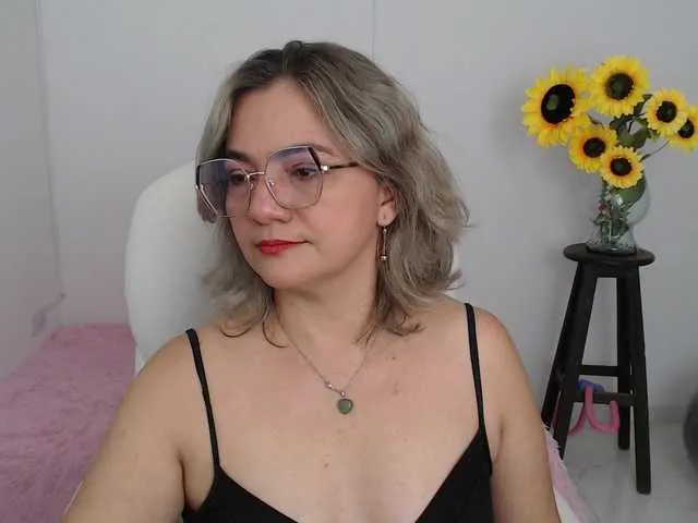ana-milf Image 17