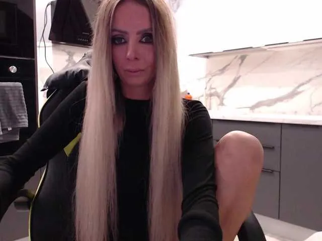 blondalina Image 16