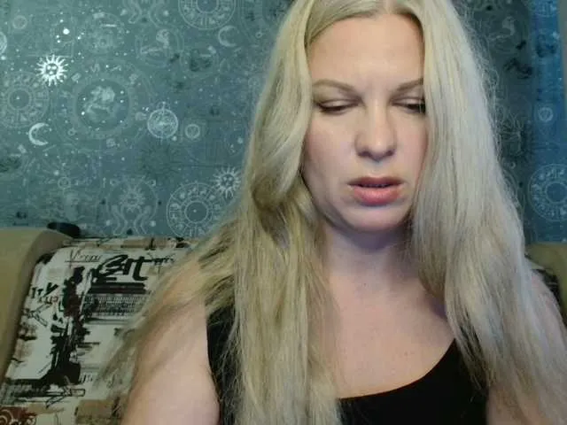 BlondeFox Image 10