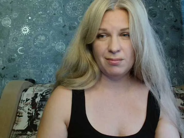 BlondeFox Image 9