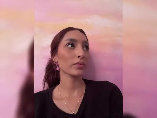 Megan-Holly Image 13