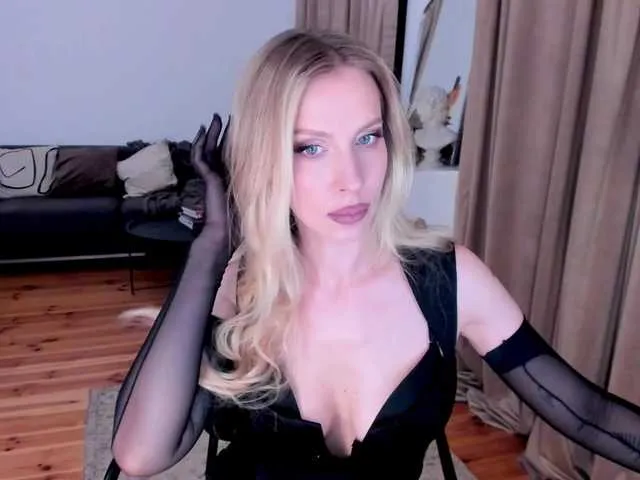 ToxicBlonde Image 4