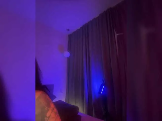 WhoreMira Image 11