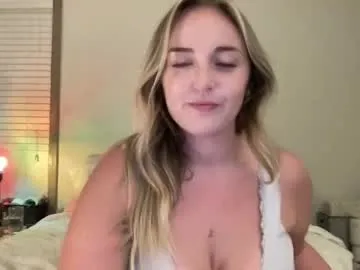 blondeandbent Image 3