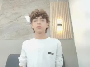 criss_allen1 streaming now