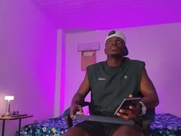 ethan_travis0 streaming now