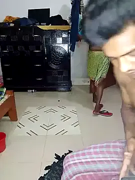 ArishaCouple Image 2