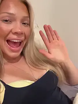 Bellablows's Thumb Image