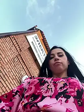 CrazzyChicks Image 3