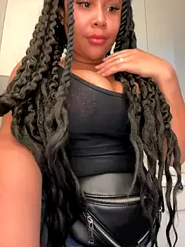 HaileyDiana Image 4
