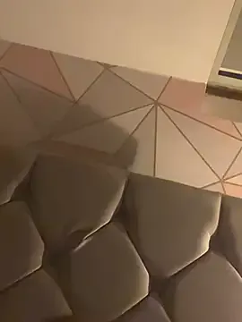 hazel_wood21 Image 3