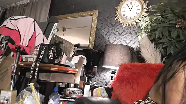 Hornygirltheone Image 4