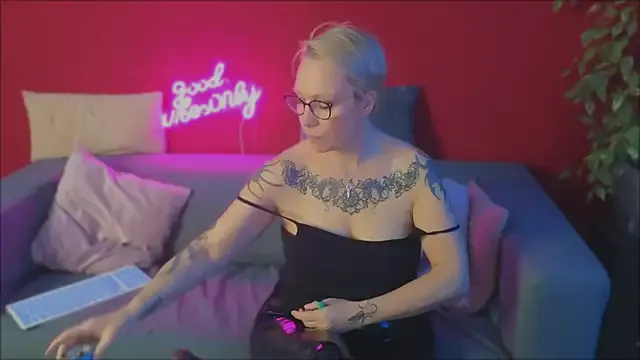 JaninaSecrets_ Profile Image