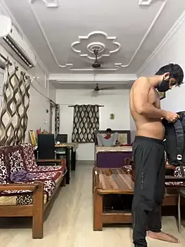 john_desihunks Image 8