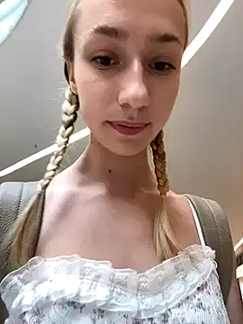 Lia__Love Image 2