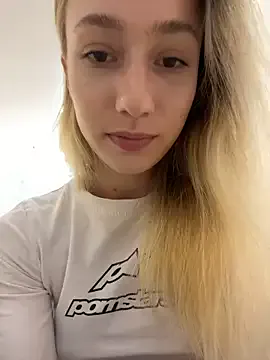 Lia__Love Image 3