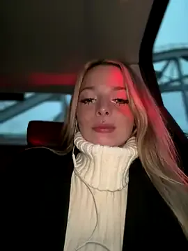 LoraaDoll Image 18