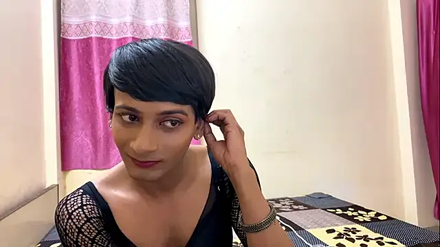 LuvLayla Profile Image