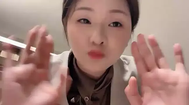 Mia-77 Profile Image