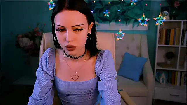 MiaCain Image 3