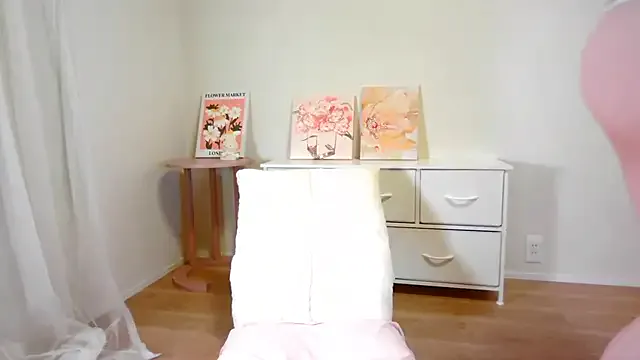 MOMO_ROSE Profile Image