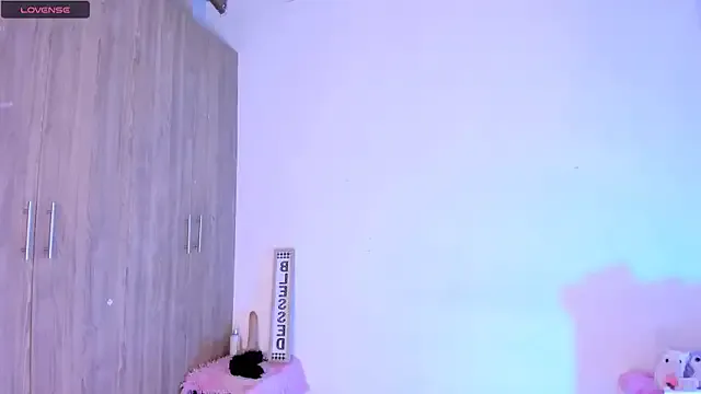 Nicol_ofi24 Profile Image