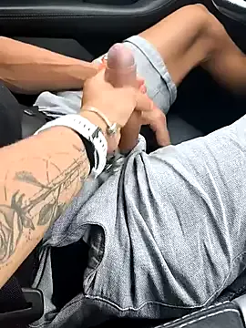 Secret_couple_ Image 4