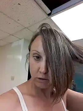 SexyB214 Profile Image