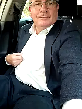 stiffandlubed@xh Image 4