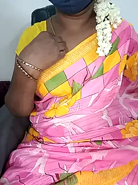 Tamil-hotwife Image 16