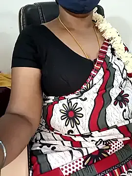 Tamil-hotwife Image 3