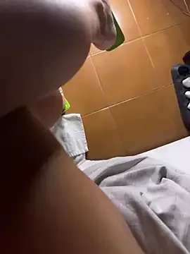 Wet-Pussycat Image 9