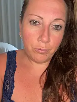 xsexycurvymilf Image 18