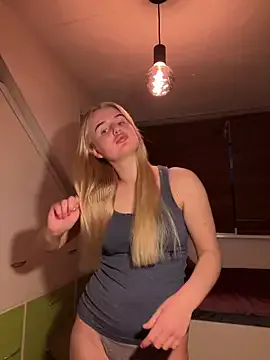 yourhornyslut Image 5