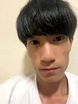 yuuu2580 streaming now